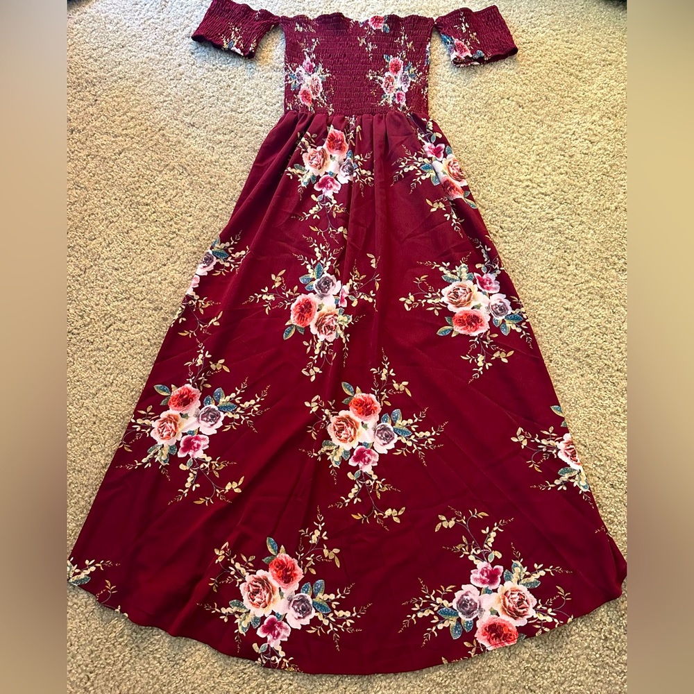 Long flowy dress, Burgundy,